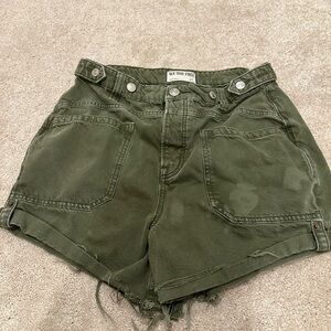 Free People We The Free Olive green denim shorts size 29